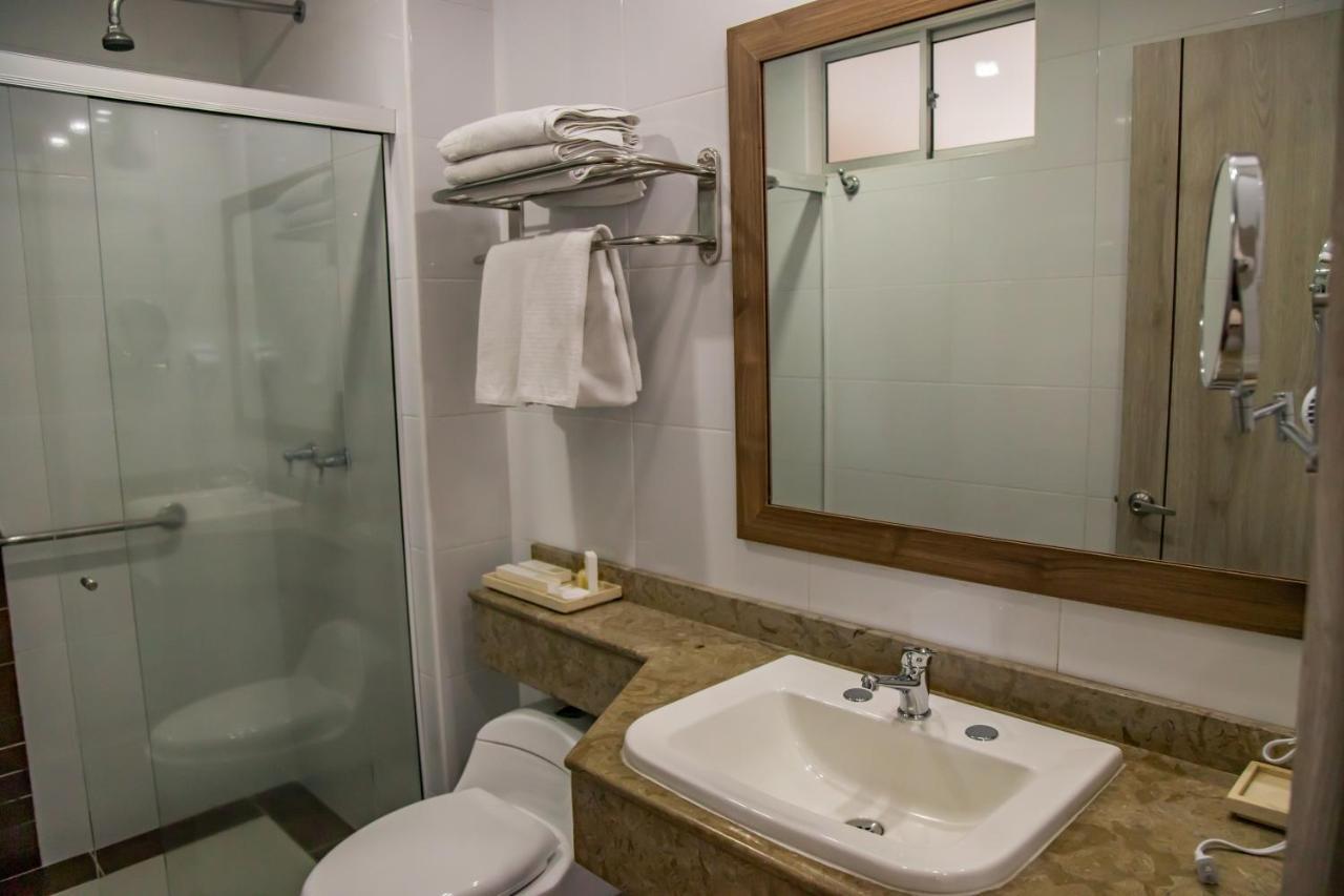 Hotel Estancia Chipichape กาลี ภายนอก รูปภาพ